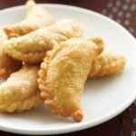 beef-curry-puffs-with-pickled-cucumber-dipping-sauce-3545-1